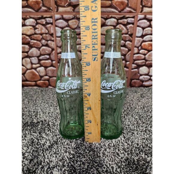 2 Vintage Christmas 8 oz Green Glass Coke SEASONS GREETINGS Commemorative Bottle - Picture 4 of 5